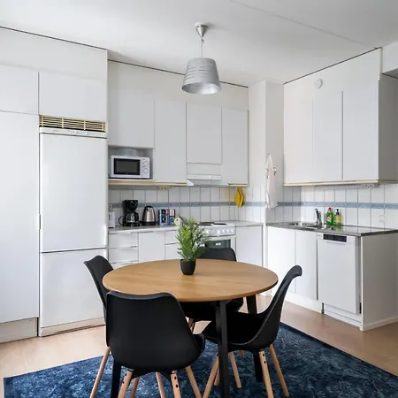 Lintu38, Free Parking, Metro Nearby, Netflix Helsinki