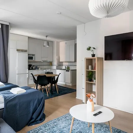 Lintu38, Free Parking, Metro Nearby, Netflix *